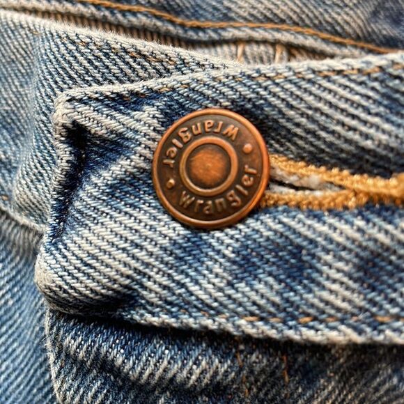 Wrangler jeans 39x29 blue regular fit laying flat approximately 35 waist - Picture 10 of 12